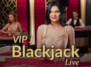 近55年来，萨拉赫成利物浦队史首位连续9个赛季进球上双球员